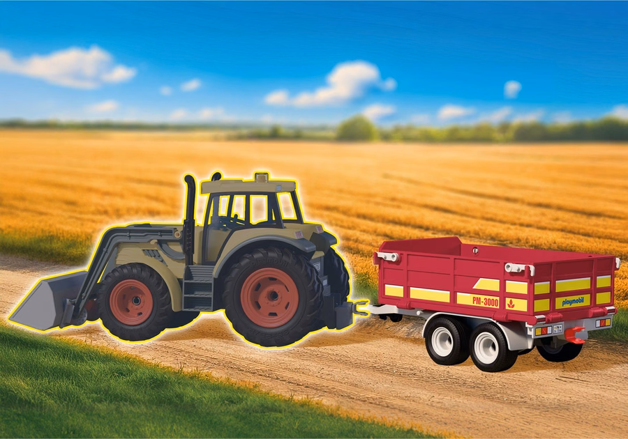 Remorcă tractor cu baloți de fân